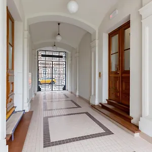 Lux Golden Praga Kepna By Renters Prestige , Warszawa Polska